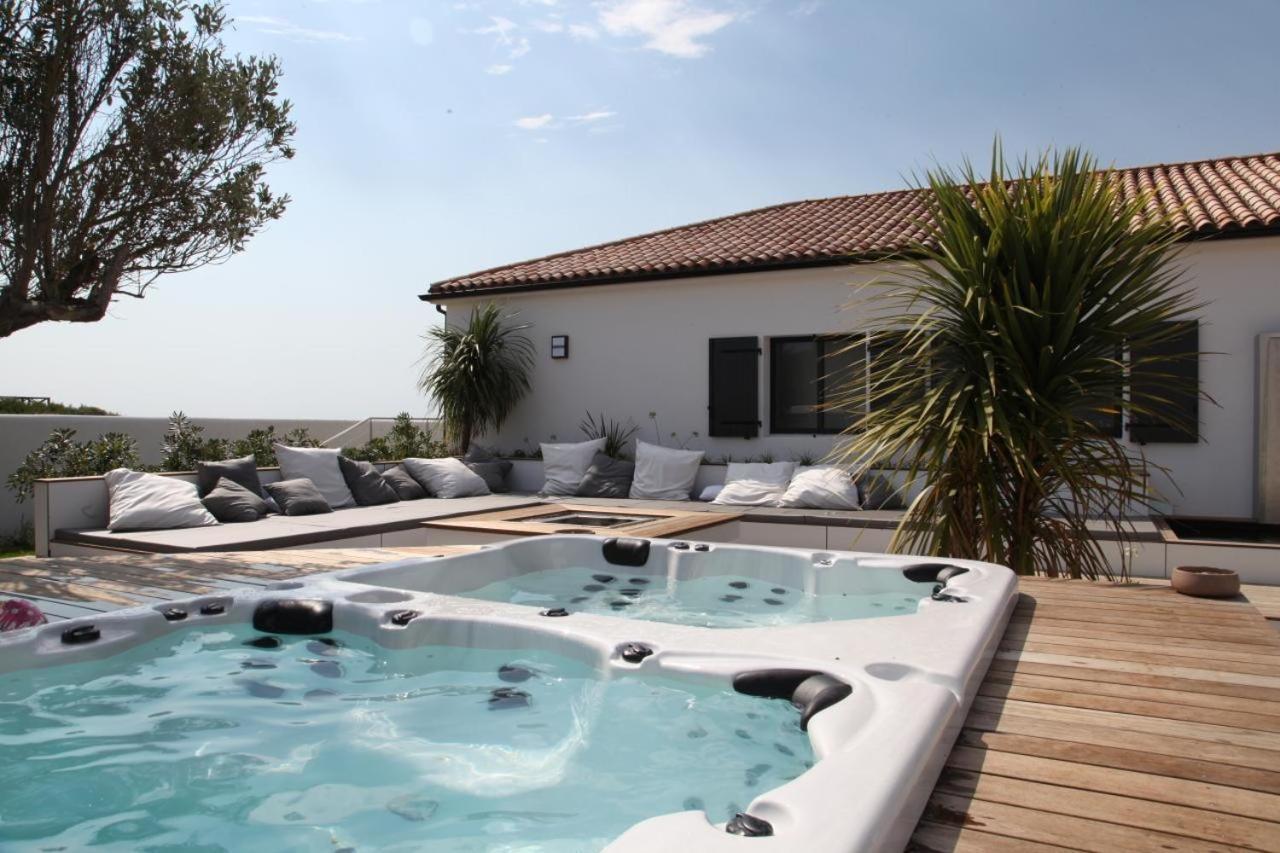 Villa La Sardane B&B Le Plomb 外观 照片